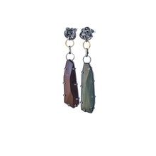 pebble green-burgundy earrings