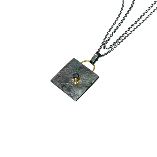 blak square layered necklace